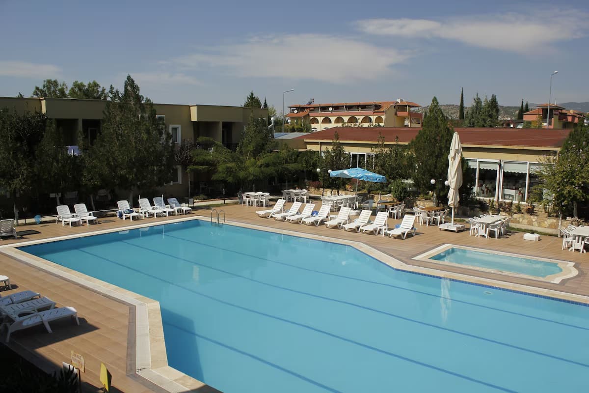 Şamdan Otel gündüz görünümü